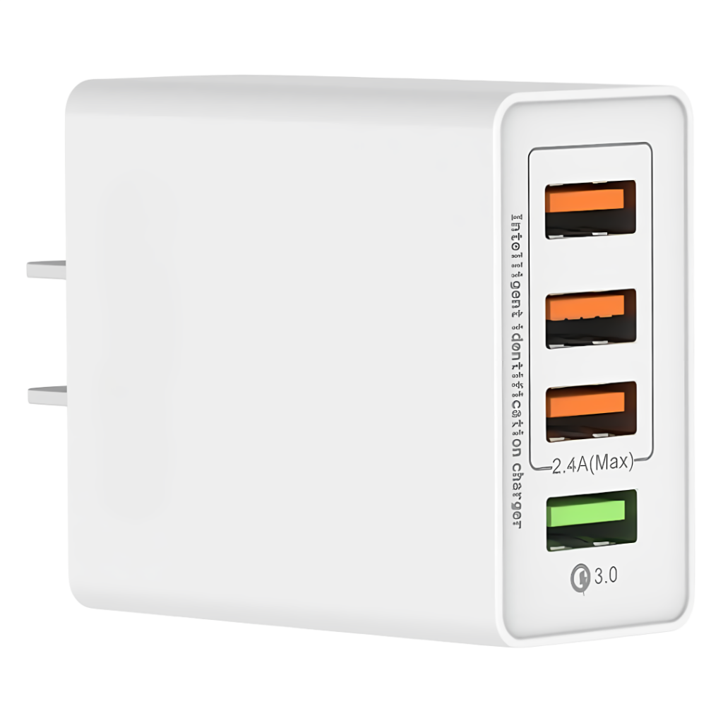 Cargador de pared Somostel blanco con cuatro puertos USB y Quick Charge 3.0. Ofrece carga rápida y segura para dispositivos móviles, con protección contra sobrecargas y un diseño compacto perfecto para el hogar y viajes.