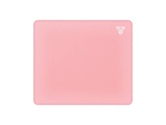 El Combo Gamer 5 en 1 P51 Pink Sakura de Fantech es la combinación perfecta de diversión y estilo. Diseñado para gamers que buscan destacar, incluye todo lo esencial para jugar cómodamente. 