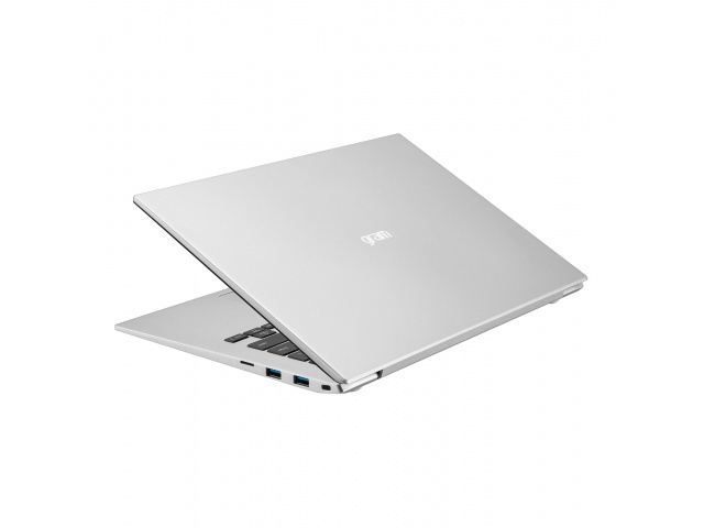 Descubre la notebook LG de 14'': ligera y potente. Con procesador Core I3, 8GB de RAM y 256GB de almacenamiento, ¡ideal para trabajar y estudiar con estilo en plateado!