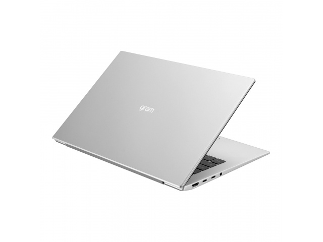 Descubre la notebook LG de 14'': ligera y potente. Con procesador Core I3, 8GB de RAM y 256GB de almacenamiento, ¡ideal para trabajar y estudiar con estilo en plateado!