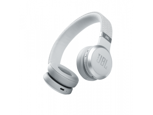 Eleva tu experiencia musical con los auriculares JBL Live 460NC. Diseño cómodo, Bluetooth y calidad de sonido superior. ¡Consíguelo en moderno blanco y disfruta de cada nota!