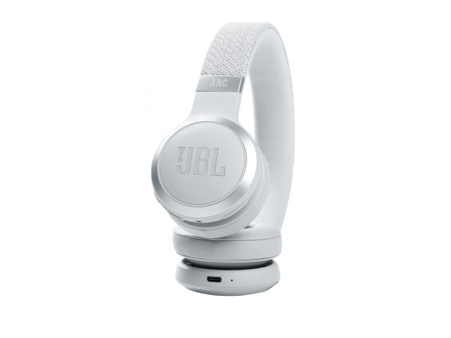 Eleva tu experiencia musical con los auriculares JBL Live 460NC. Diseño cómodo, Bluetooth y calidad de sonido superior. ¡Consíguelo en moderno blanco y disfruta de cada nota!