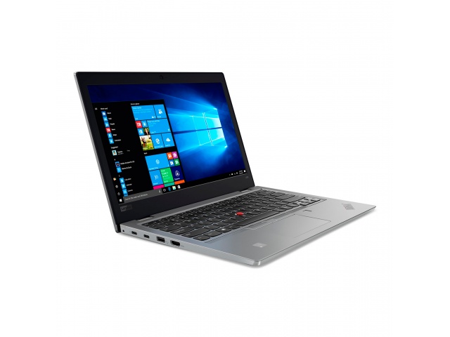 Eleva tu productividad con la Notebook Lenovo. Pantalla de 13,3'', Core i5, 8GB de RAM y 256GB de almacenamiento. ¡Consíguela en sofisticado plateado y sorpréndete!