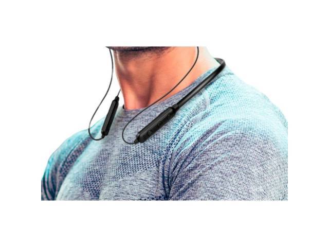 Los Auriculares Inalámbricos Deportivos XTH710 Aktive te acompañan en cada paso para que alcances tus metas con la mejor música. Llevalos a todos lados!