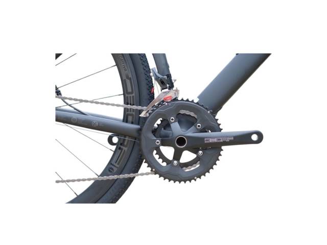 ¿Estás listo para vivir aventuras inolvidables? La Idra 24V es tu compañera perfecta. Con su cuadro de aluminio resistente y su transmisión Shimano de 24 velocidades, podrás enfrentar cualquier terreno. 