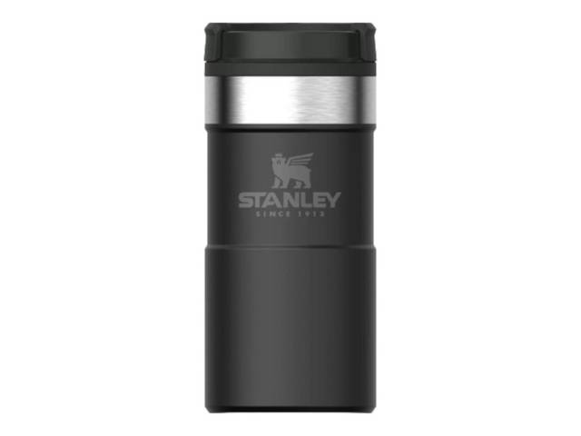 Disfruta de bebidas calientes o frías con la Jarra Térmica Stanley The Neverleak 8.5 oz 250 ml. Calidad Stanley que nunca falla.