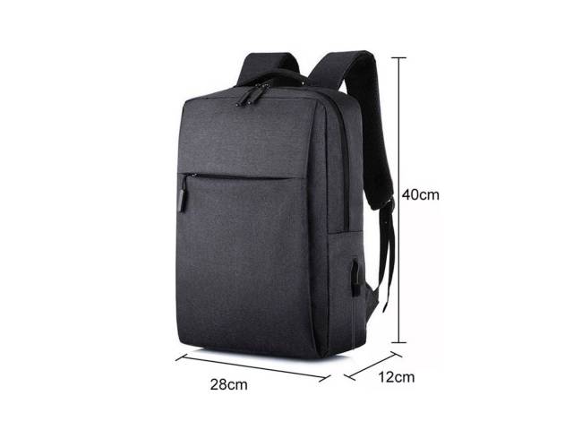  ¡Presentamos la mochila antirrobo con cable USB para laptop en color bordo! Esta mochila es la opción ideal para estudiantes, viajeros y profesionales que buscan una solución segura y elegante para transportar sus pertenencias.
