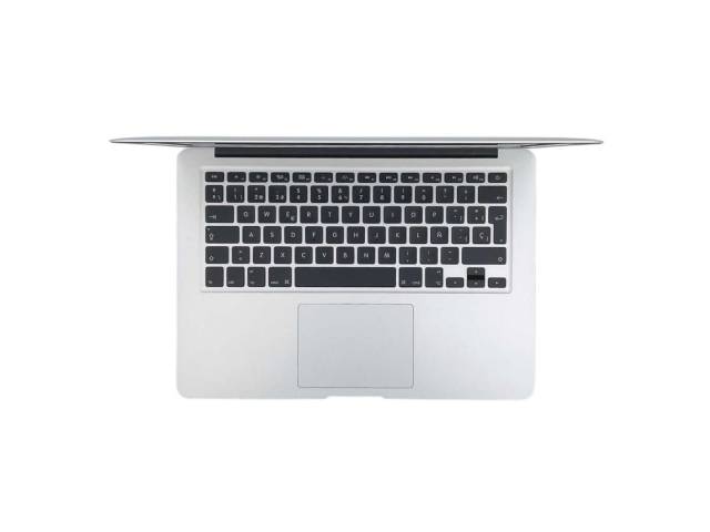 Optimiza tu productividad con la Notebook Apple MacBook Air de 13.3". Su procesador Core i5 y 8GB de RAM garantizan un rendimiento fluido, mientras que el SSD de 128GB ofrece almacenamiento rápido. Ligera y portátil, es ideal para quienes buscan estilo y 