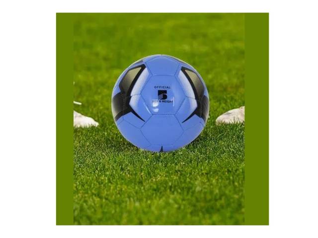  ¡Domina el campo con nuestra pelota de fútbol de alta calidad! Diseñada con un material sintético que imita el cuero, esta pelota garantiza resistencia y durabilidad en cada partido. 