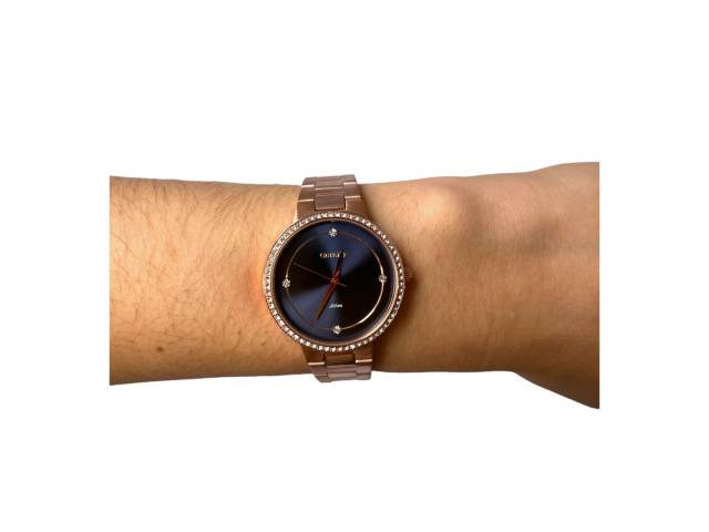 Combina estilo y funcionalidad con el Reloj ORIENT para Dama. Con su movimiento de cuarzo preciso, resistencia al agua  este reloj es perfecto para cualquier ocasión.