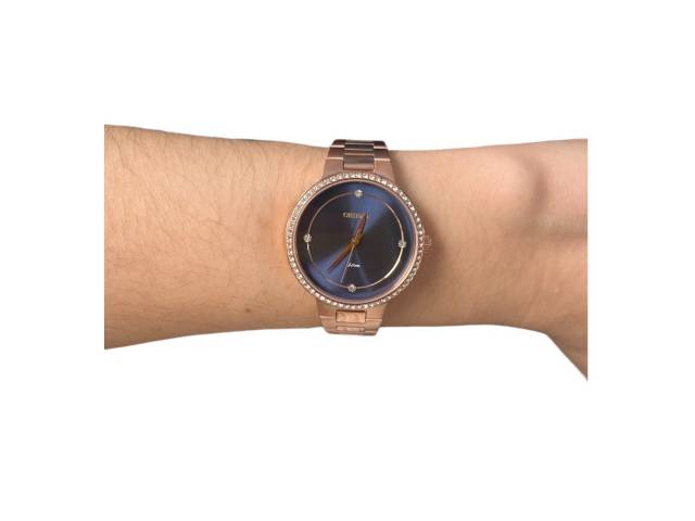 Combina estilo y funcionalidad con el Reloj ORIENT para Dama. Con su movimiento de cuarzo preciso, resistencia al agua  este reloj es perfecto para cualquier ocasión.