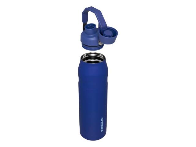 Descubre la Botella Stanley IceFlow 710ml  acero inoxidable, mantiene bebidas frías 48 horas, libre BPA, tapa de flujo rápido. Ideal para deporte, viajes y actividades al aire libre.
