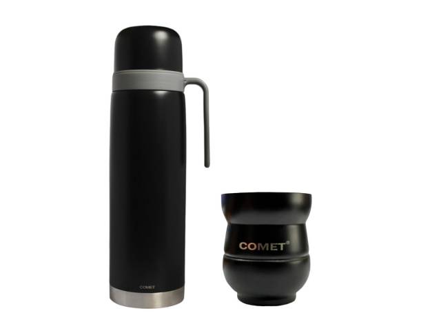 Tu compañero perfecto para el mate! El combo Comet te permite disfrutar de un mate caliente en cualquier lugar y a cualquier hora. Con su diseño elegante y su capacidad de mantener la temperatura.