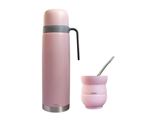 Tu compañero perfecto para el mate! El combo Comet te permite disfrutar de un mate caliente en cualquier lugar y a cualquier hora. Con su diseño elegante y su capacidad de mantener la temperatura.